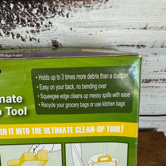 NEW IN BOX Bag Up The Ultimate Cleanup Tool NEW OLD STOCK 2013 Pooper Scooper - Picture 4 of 6